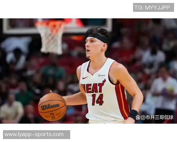 小米切尔缺席三场季前赛后重返赛场希罗与罗齐尔仍未合练 小米切尔缺席三场季前赛后重返赛场希罗与罗齐尔仍未合练