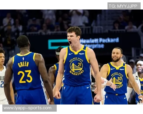 科尔盛赞巴特勒为顶级单打球员我们将围绕他与库里打造球队核心 科尔盛赞巴特勒为顶级单打球员我们将围绕他与库里打造球队核心