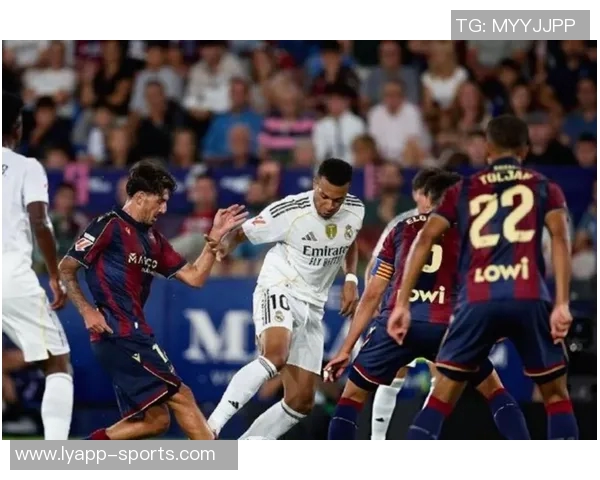 姆巴佩与居莱尔完美连线本赛季助攻已达七次引发热议